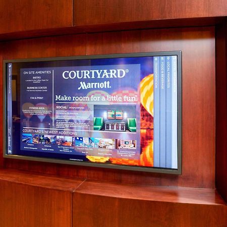 Courtyard Hamilton Hotel Luaran gambar