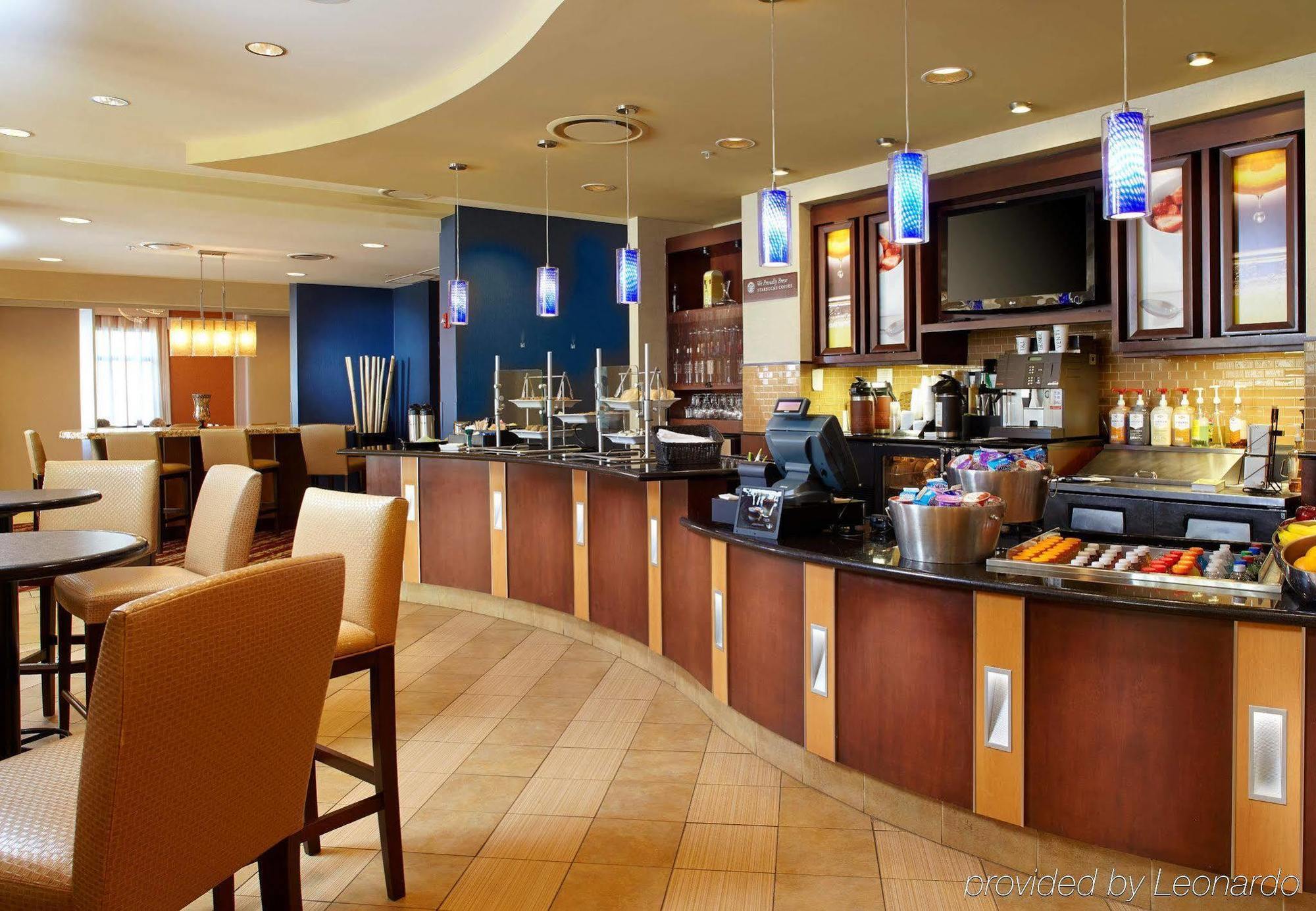 Courtyard Hamilton Hotel Luaran gambar